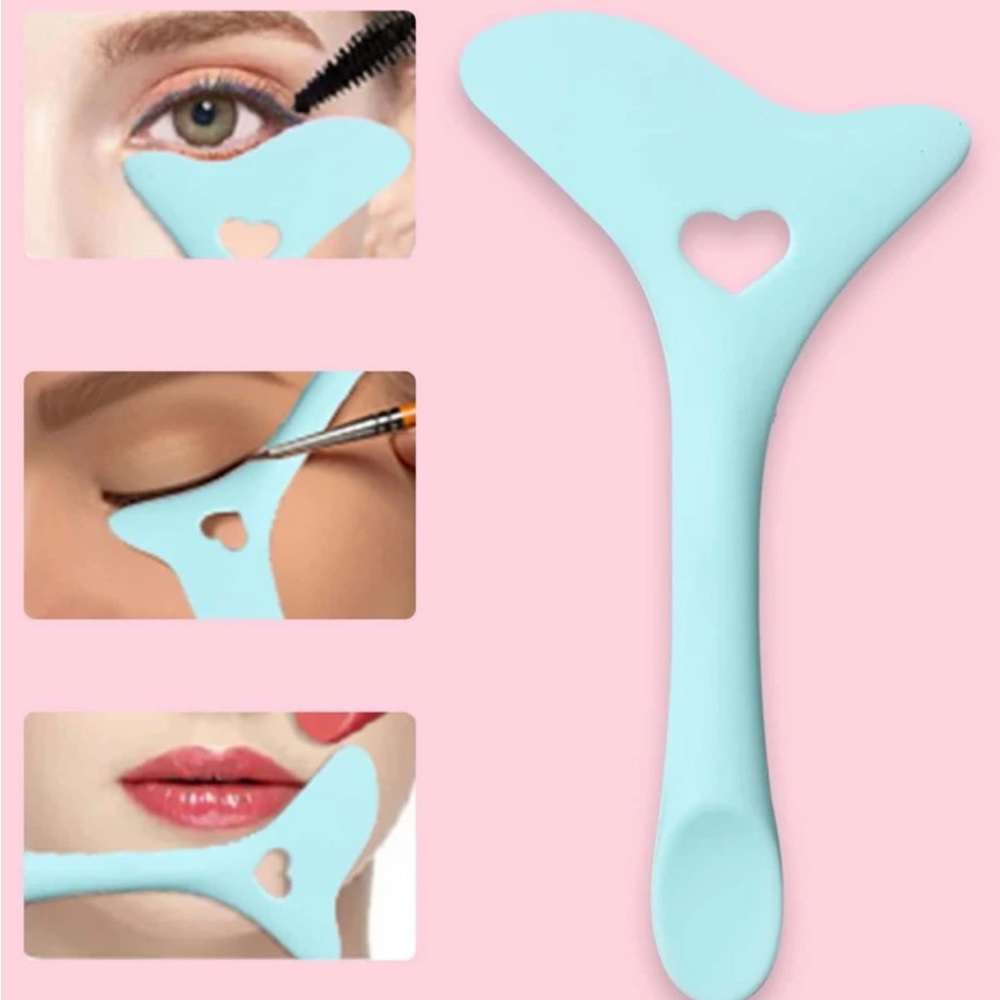 Eyeliner aid
